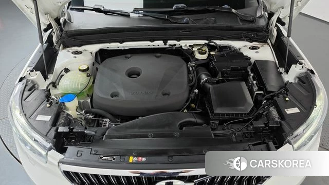 Volvo XC40 id 4864910 из Кореи 33