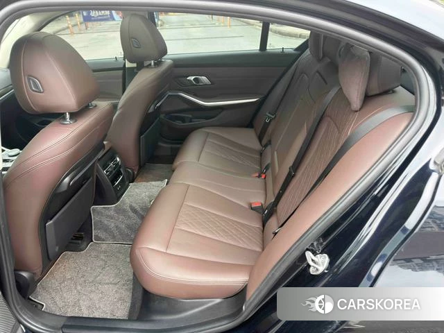 BMW 3 series 2022 Черный из Китая, фото 6