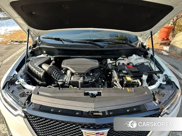 Cadillac XT6 id 2395365 из Кореи 16