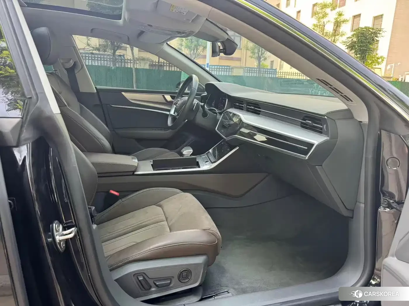 Audi A7L 2023 Черный из Китая, фото 6