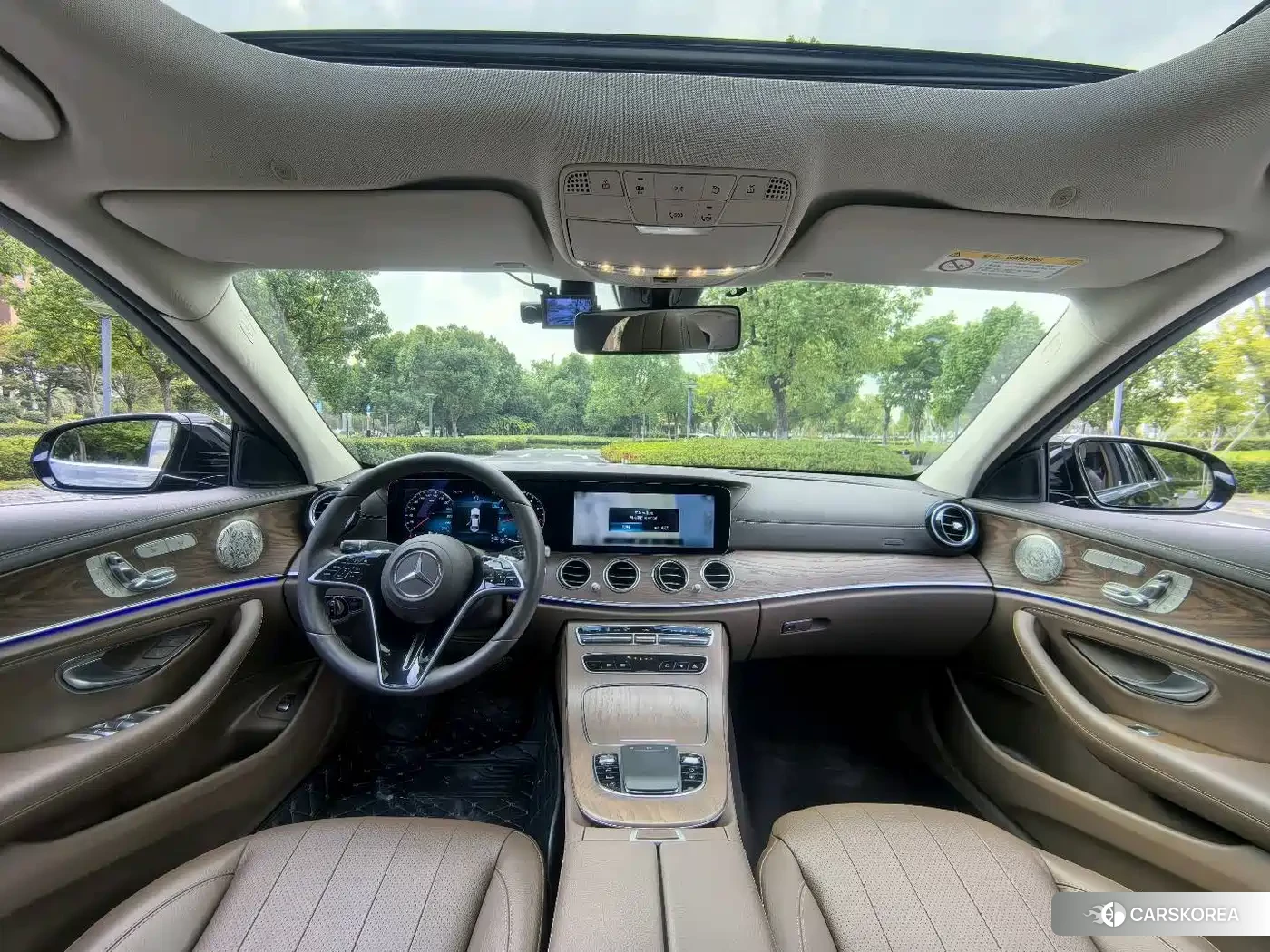 Mercedes-Benz E-Class id 4659885 из Китая 21