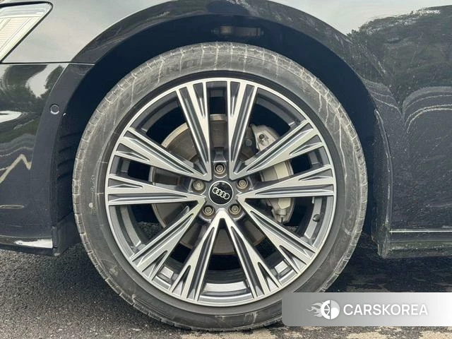 Audi A6L id 4348808 из Китая 11