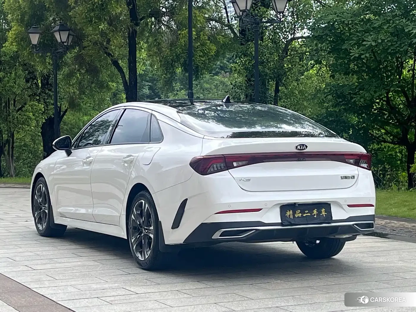 Kia K5 2021 Белый из Китая, фото 6