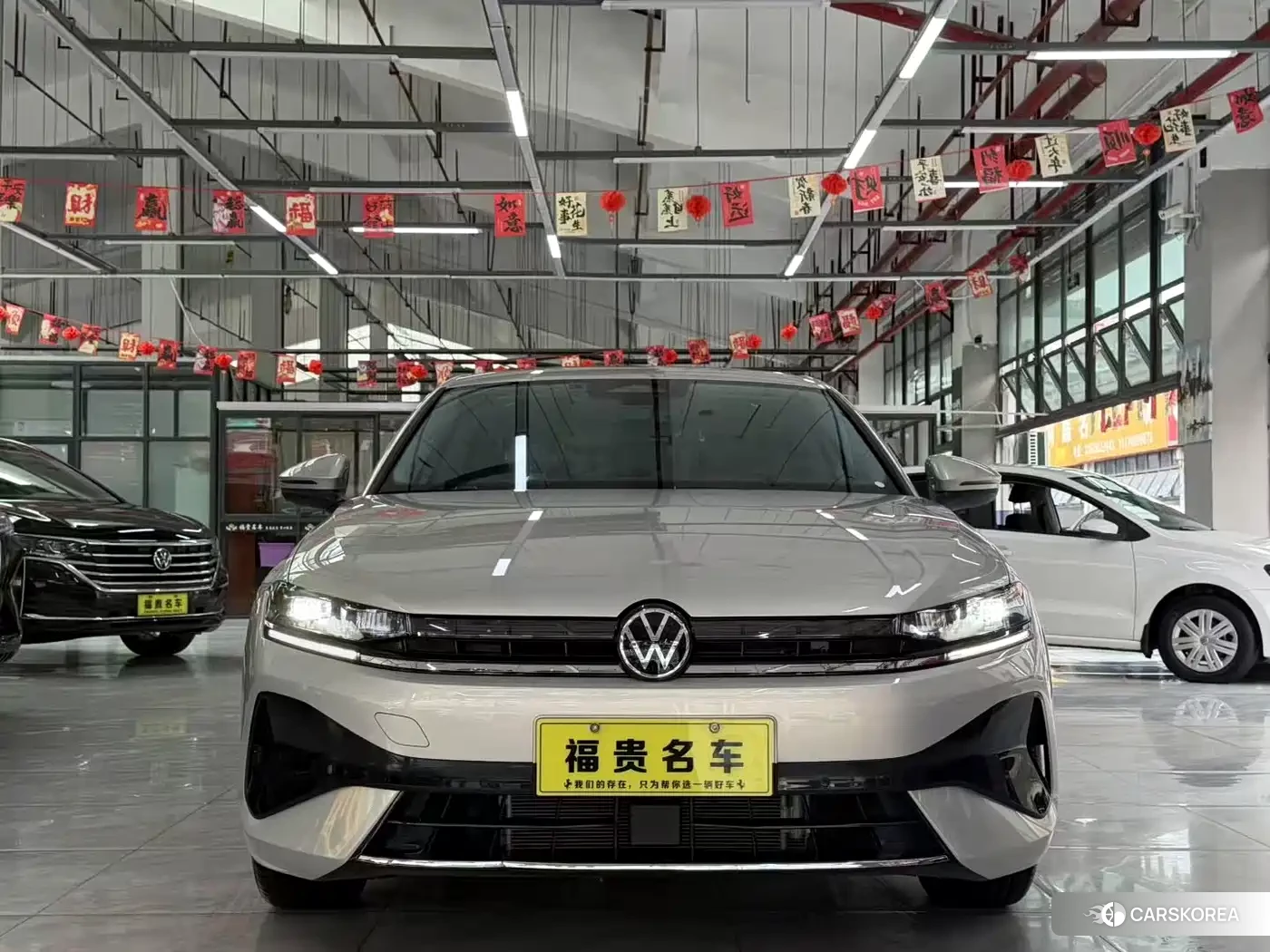 Volkswagen Sagitar 2025 Silver/gray из Китая, фото 6