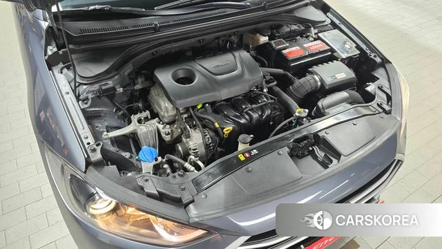 Hyundai Avante AD id 4557918 из Кореи 27