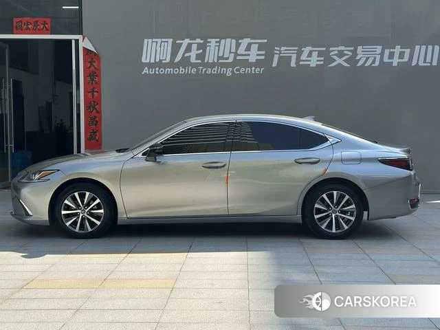 Lexus ES id 4221002 из Китая 24