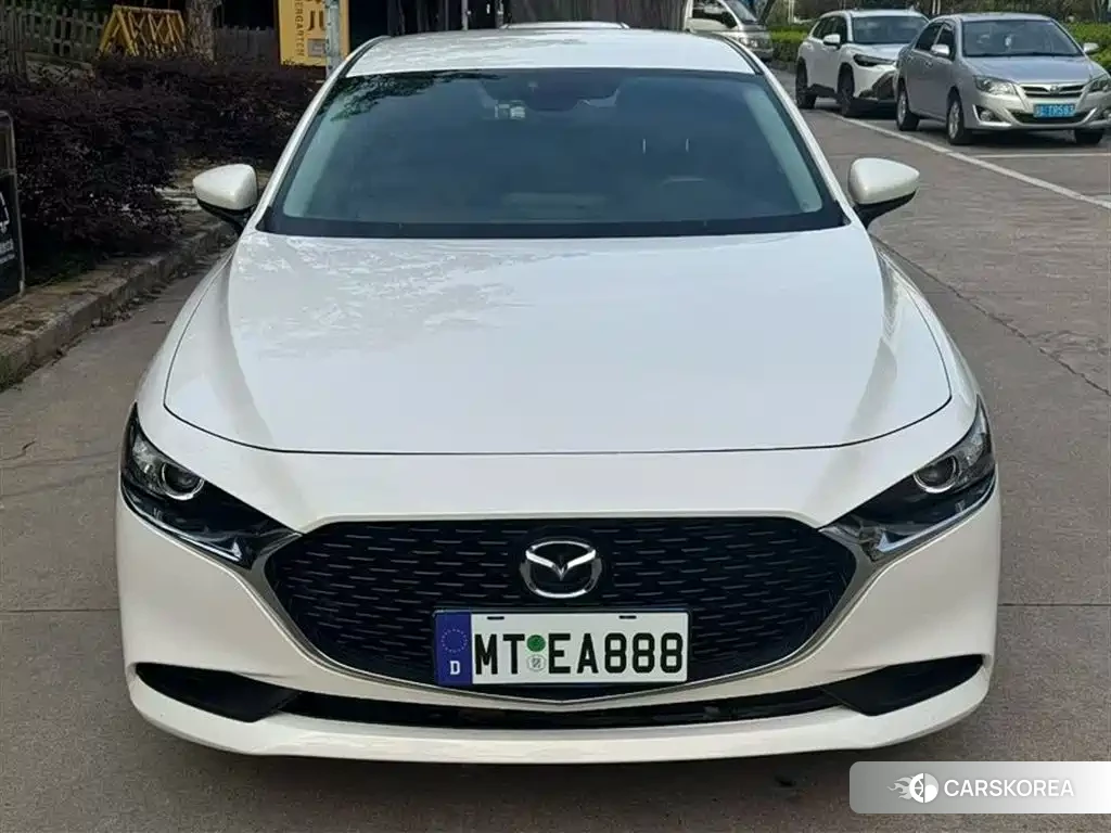 Mazda 3 2022 Белый из Китая, фото 6