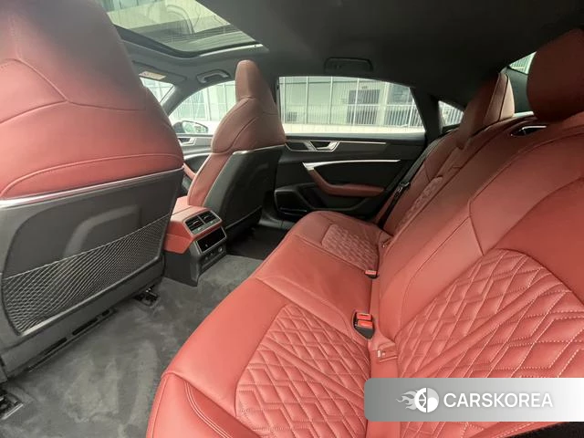 Audi A7L id 4274178 из Китая 13