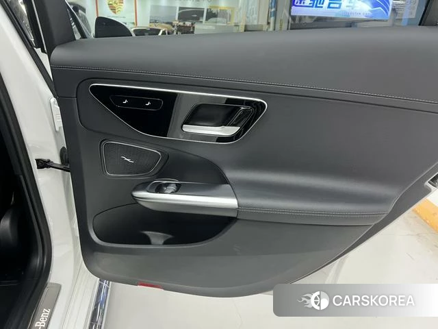 Mercedes-Benz Class C id 4277552 из Китая 18