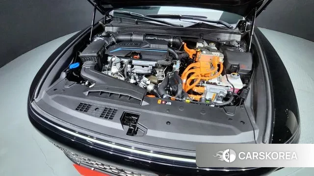 Hyundai Grandeur Hybrid (GN7) id 3031499 из Кореи 16