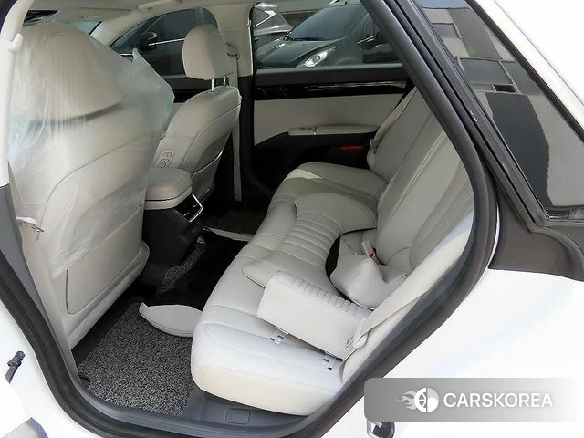 Hyundai Grandeur (GN7) id 4201366 из Кореи 16