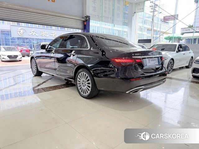 Mercedes-Benz E-class id 4271586 из Китая 19