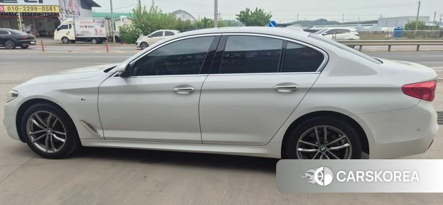 BMW 5 Series (G30) id 4325759 из Кореи 12