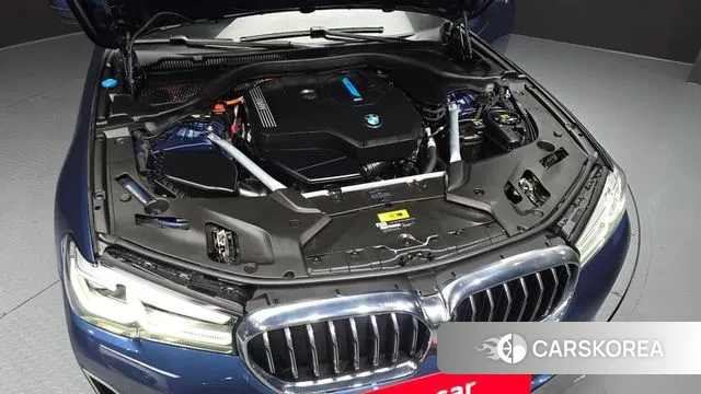 BMW 5 Series (G30) id 3681511 из Кореи 16