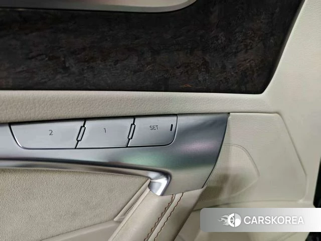 Audi A6L id 4261145 из Китая 13