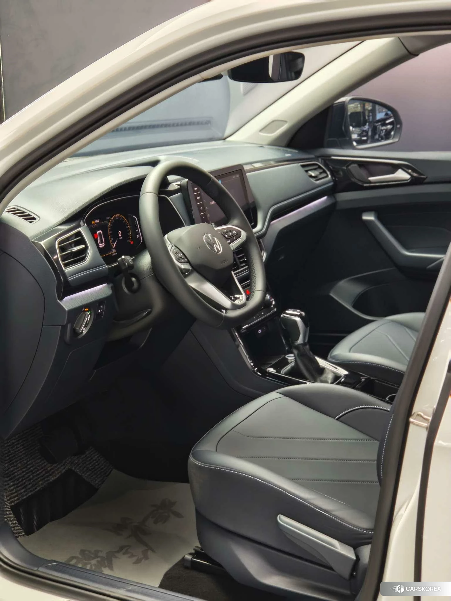 Volkswagen Tuyue id 4407610 из Китая 11