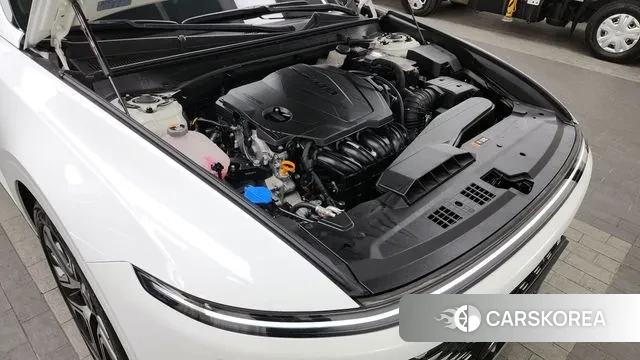 Hyundai Grandeur (GN7) id 3610356 из Кореи 16