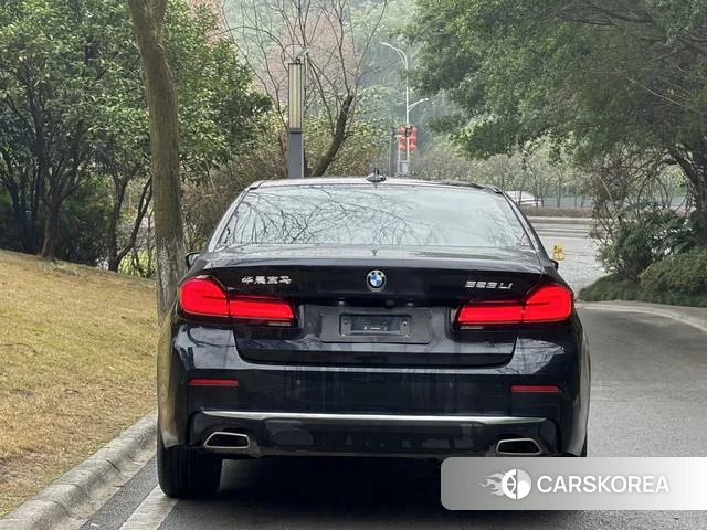 BMW 5 series 2024 Черный из Китая, фото 6