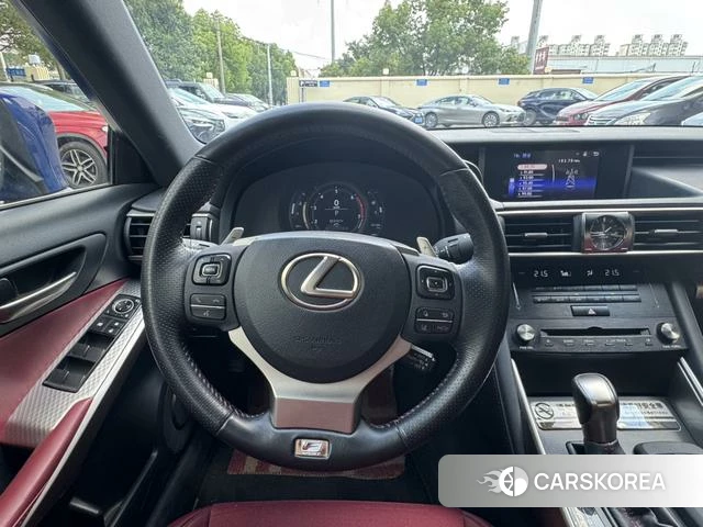 Lexus IS id 4239890 из Китая 11