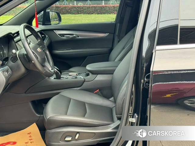 Cadillac XT6 2020 Черный из Китая, фото 6
