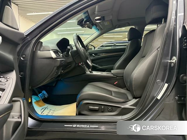 Honda Accord id 4264525 из Китая 14