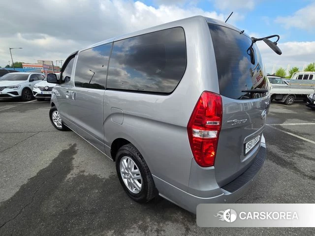 Hyundai The New Grand Starex id 4406357 из Кореи 16