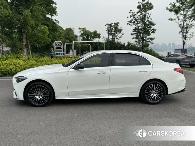 Mercedes-Benz Class C 2024 Белый из Китая, фото 6