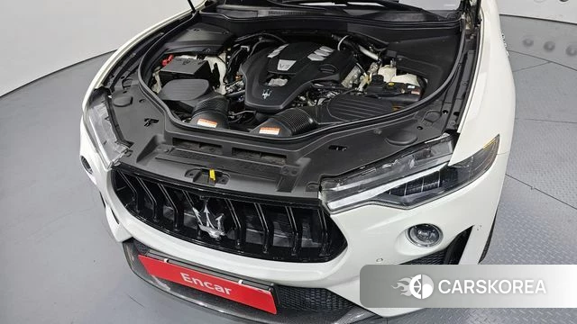 Maserati Levante id 3844956 из Кореи 16