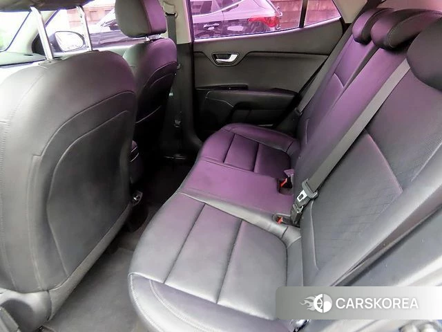 Kia Stonic id 4628739 из Кореи 14