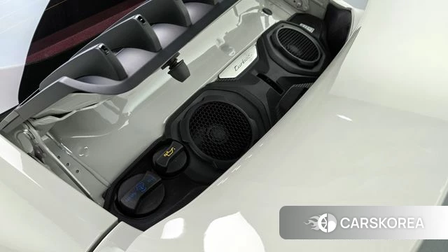 Porsche 911(992) id 4178475 из Кореи 16