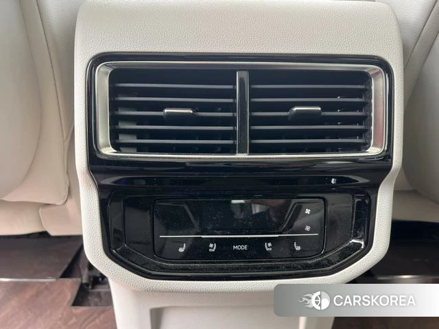 Volkswagen Weiran id 4263219 из Китая 11