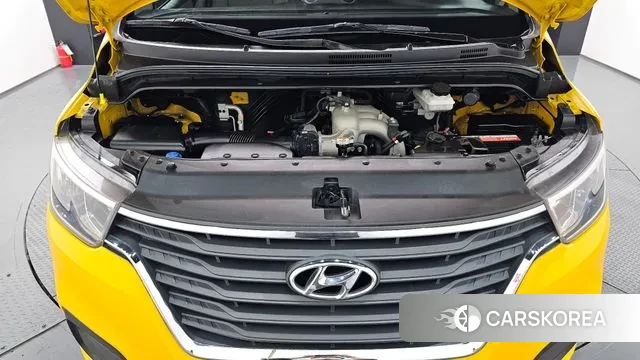 Hyundai The New Grand Starex id 3474683 из Кореи 16