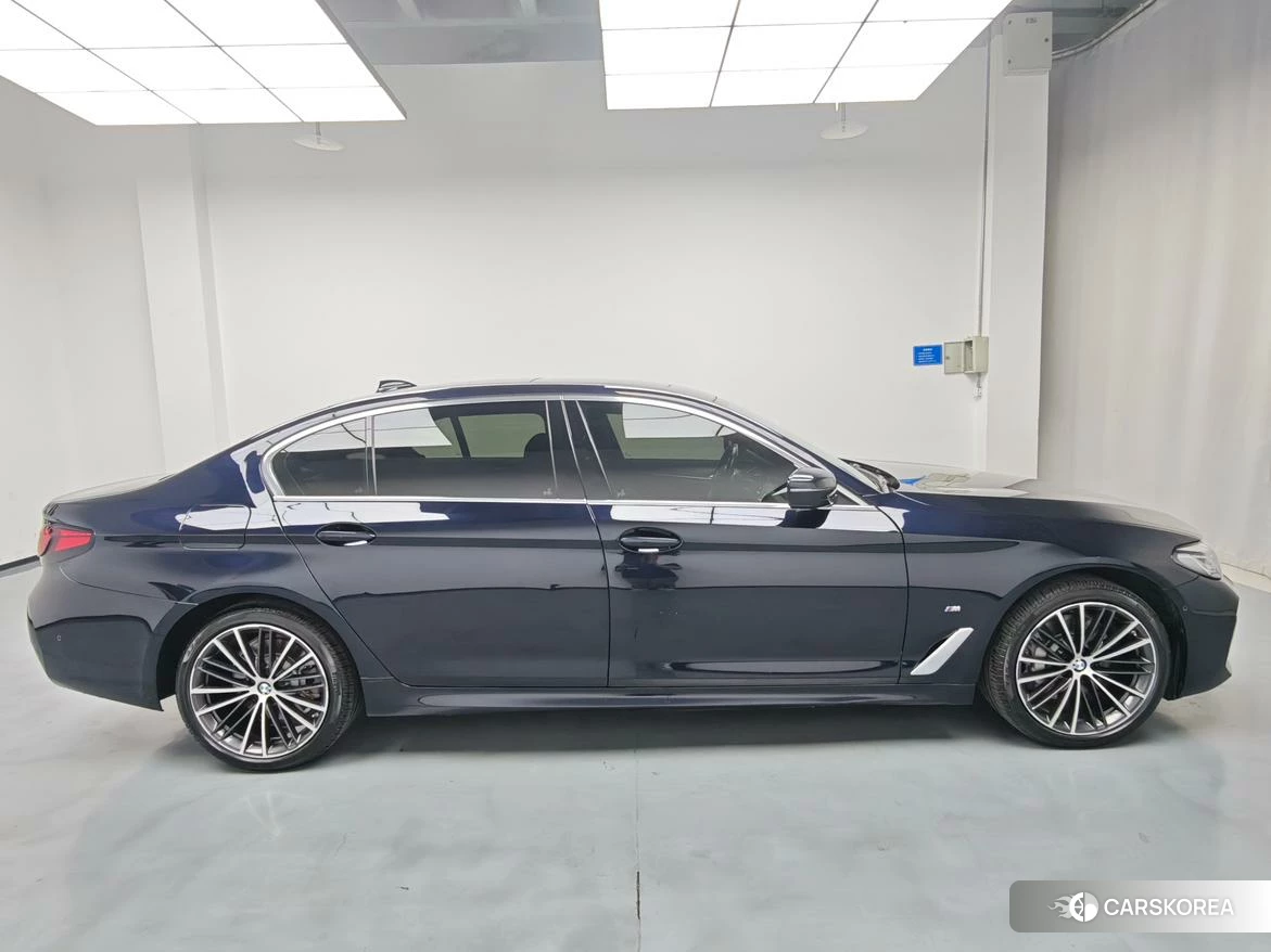 BMW 5 series id 4467787 из Китая 18