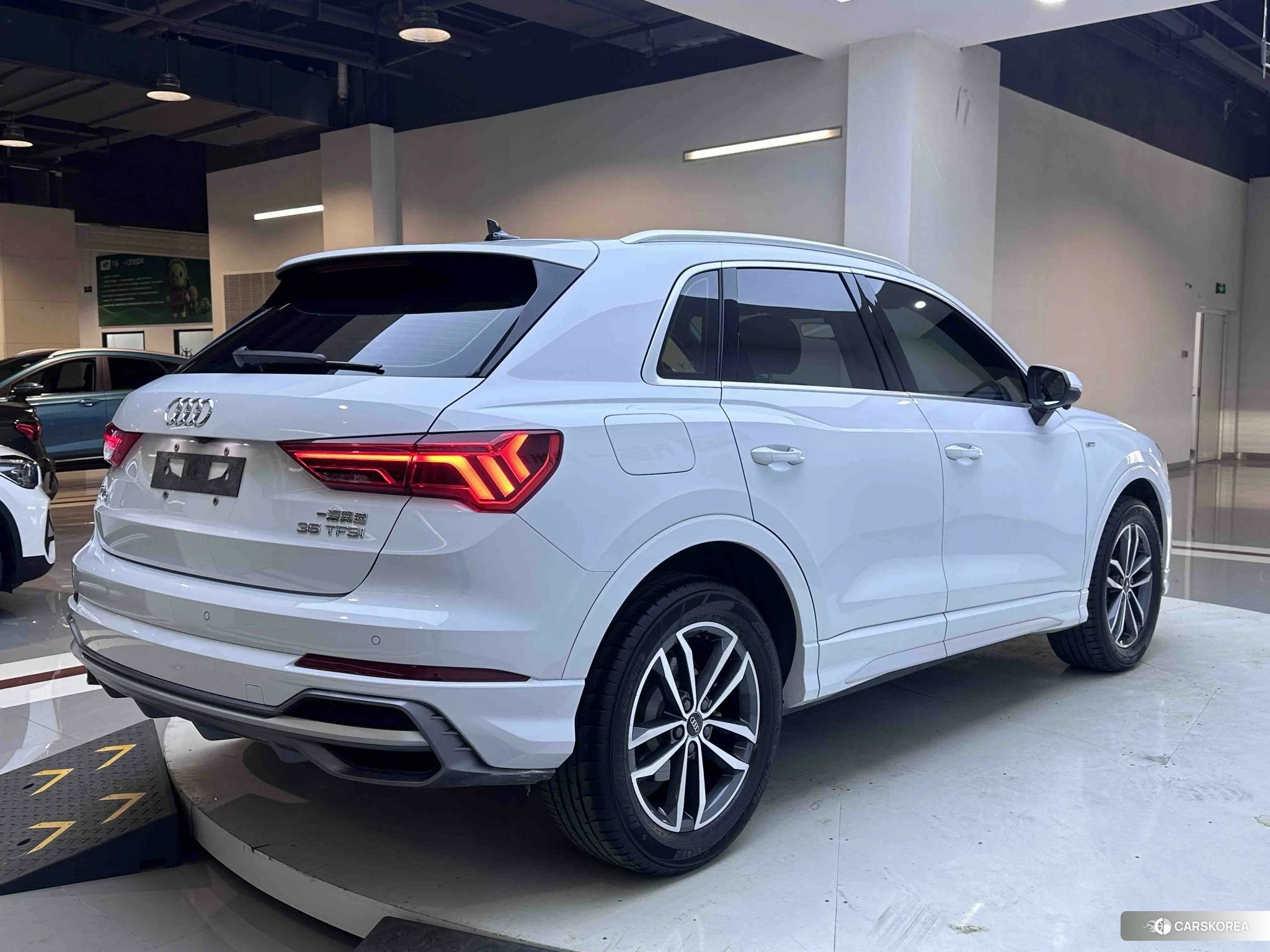 Audi Q3 id 4467690 из Китая 16