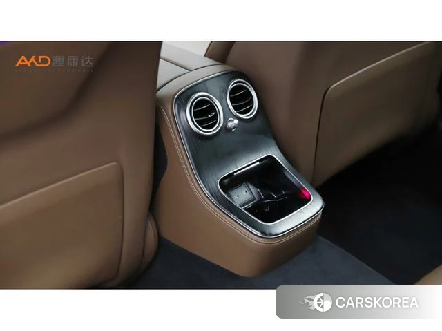 Mercedes-Benz E-class 2023 Черный из Китая, фото 6