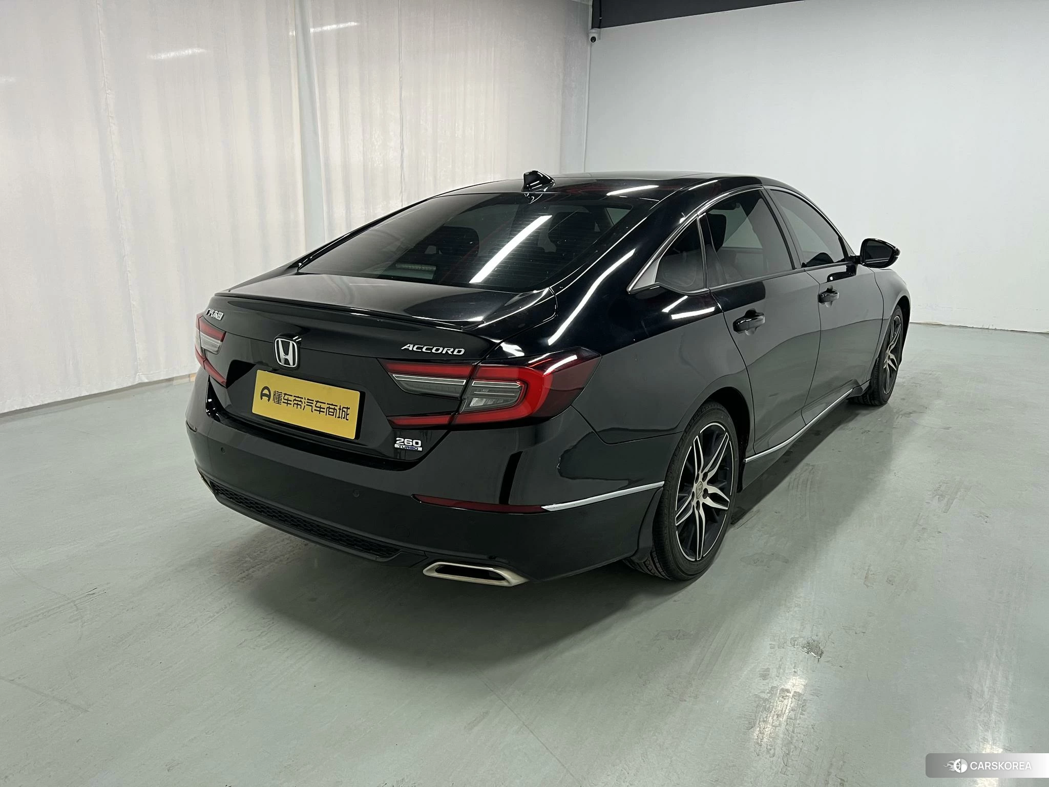 Honda Accord id 4407522 из Китая 16