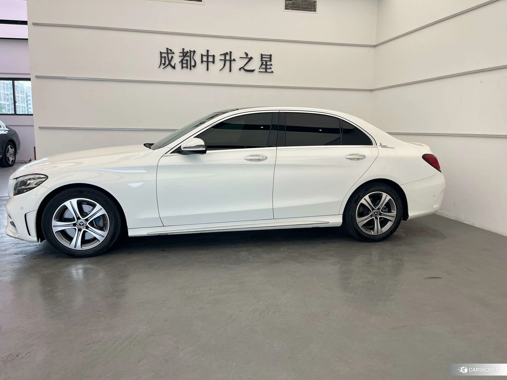 Mercedes-Benz Class C id 4432182 из Китая 16