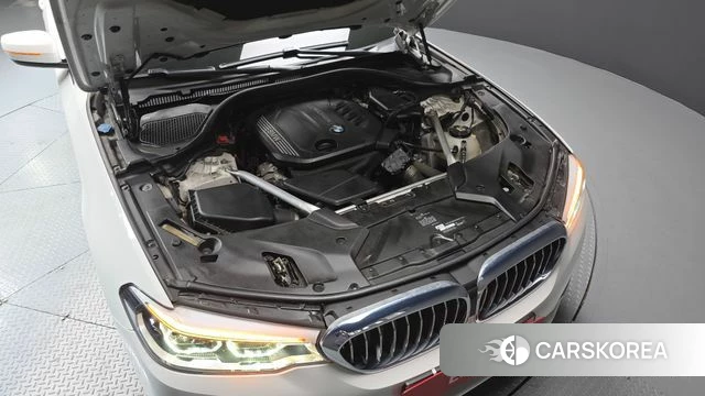 BMW 5 Series (G30) id 3853074 из Кореи 16