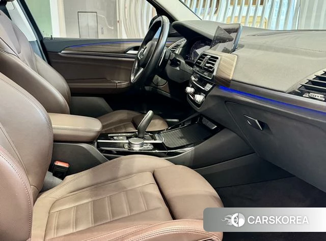 BMW X3 id 4272074 из Китая 9