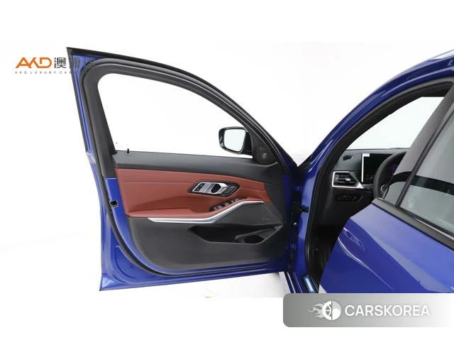 BMW 3 series 2023 Синий из Китая, фото 6
