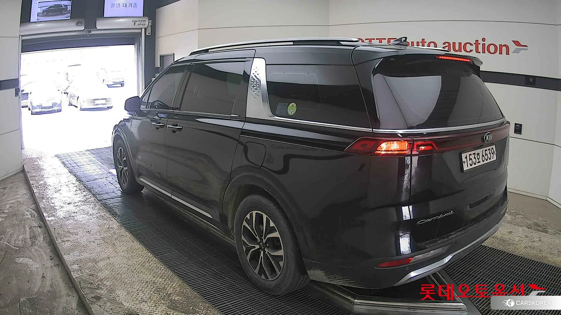 Kia Carnival id 3888387 из Кореи 33