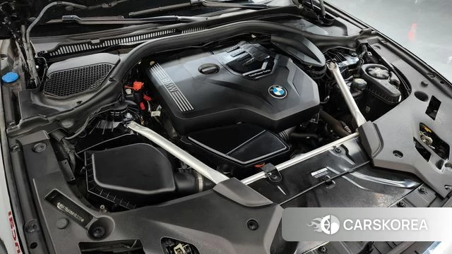 BMW 5 Series (G30) id 4917437 из Кореи 34