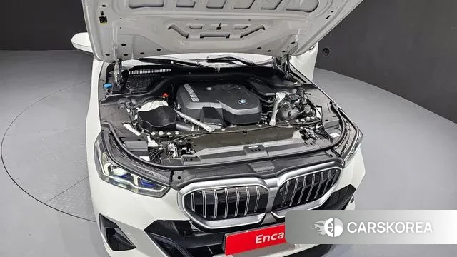 BMW 5 Series (G60) id 3415221 из Кореи 16