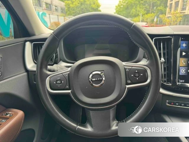 Volvo XC60 id 4219702 из Китая 15