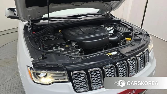 Jeep Grand Cherokee id 4525027 из Кореи 26