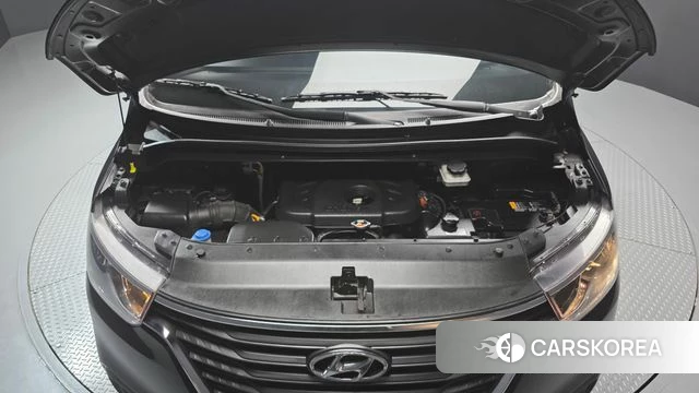 Hyundai The New Grand Starex id 4536635 из Кореи 16