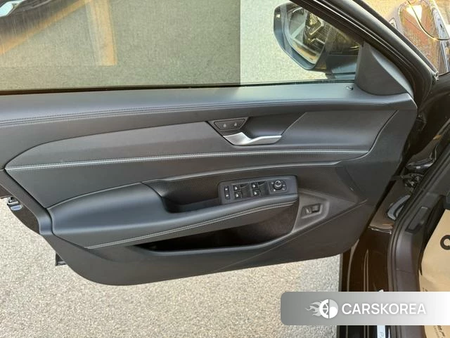 Volkswagen Passat id 3919453 из Китая 26