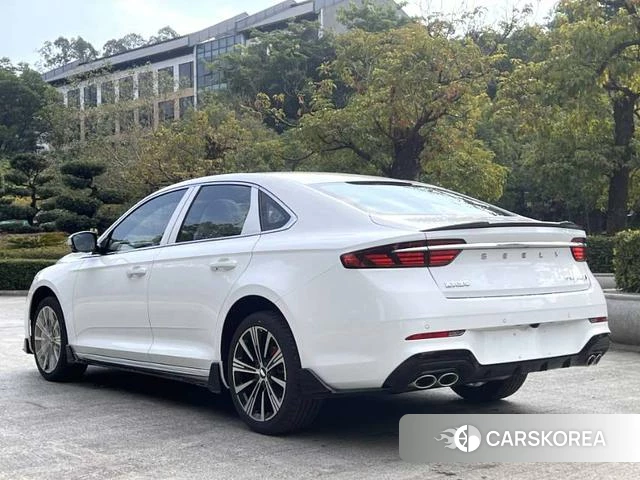 Geely Automobile Xingrui 2026 Белый из Китая, фото 6