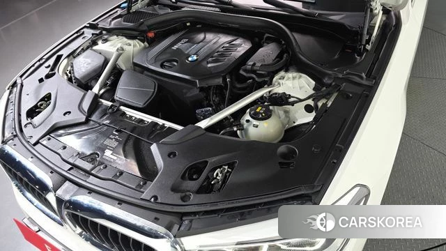BMW 5 Series (G30) id 4703627 из Кореи 16