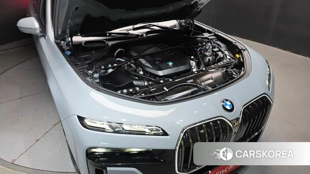 BMW 7 Series (G70) id 4904224 из Кореи 28